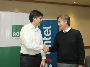 ACHS y entel firman acuerdo de seguridad laboral ACHS y entel firman acuerdo de seguridad laboral