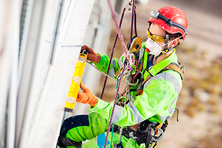 ¿qué se debe hacer en caso de un accidente laboral?