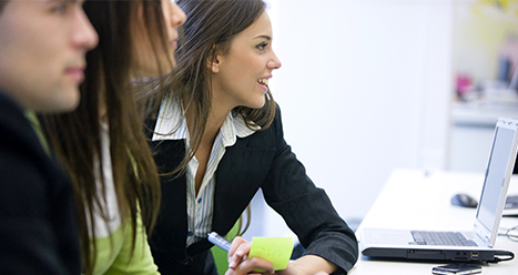 Segun cifras de la ACHS empleo aumento 1% en un año y remuneraciones crecieron en 2,5%