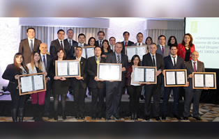 En el marco de su alianza estratégica falabella y ACHS avanzan en certificación en ohsas En el marco de su alianza estratégica falabella y ACHS avanzan en certificación en ohsas