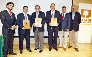 ACHS entrega reconocimiento a r&q por cumplir 5 millones de horas hombre sin accidentes ACHS entrega reconocimiento a r&q por cumplir 5 millones de horas hombre sin accidentes