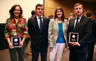 ACHS recibe reconocimiento por edificio accesible en el marco del sello inclusivo 2016 ACHS recibe reconocimiento por edificio accesible en el marco del sello inclusivo 2016
