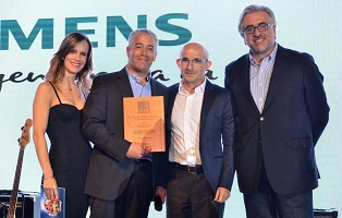 ACHS entrega reconocimiento a empresa siemens s.a. ACHS entrega reconocimiento a empresa siemens s.a.