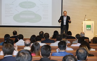 Experto internacional realiza seminario a empresas afiliadas Experto internacional realiza seminario a empresas afiliadas