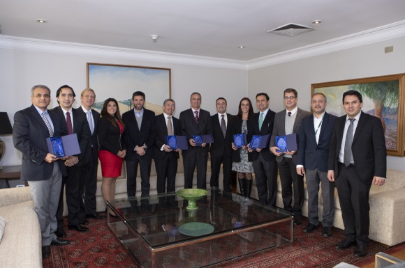 ACHS destaca al grupo komatsu cummins por su excelente gestión en cultura de seguridad ACHS destaca al grupo komatsu cummins por su excelente gestión en cultura de seguridad