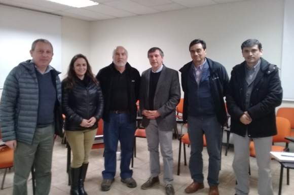 La ACHS y universidad de las américas realizan caminata de seguridad en campus providencia La ACHS y universidad de las américas realizan caminata de seguridad en campus providencia