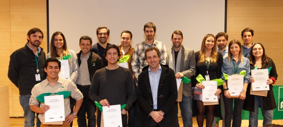 Colaboradores de la ACHS se gradúan del programa cumbres 2018 Colaboradores de la ACHS se gradúan del programa cumbres 2018