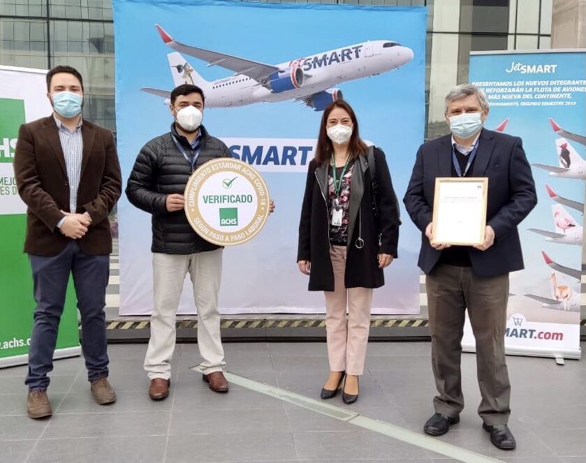 JetSMART recibe Sello COVID-19 ACHS por su compromiso con la salud de los trabajadores y pasajeros JetSMART recibe Sello COVID-19 ACHS por su compromiso con la salud de los trabajadores y pasajeros