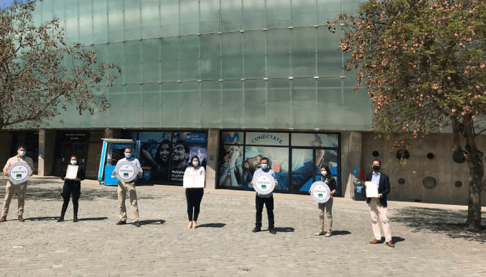 La ACHS entregó el Sello COVID-19 al Grupo Movistar Arena por su compromiso con la prevención de contagios entre sus trabajadores La ACHS entregó el Sello COVID-19 al Grupo Movistar Arena por su compromiso con la prevención de contagios entre sus trabajadores