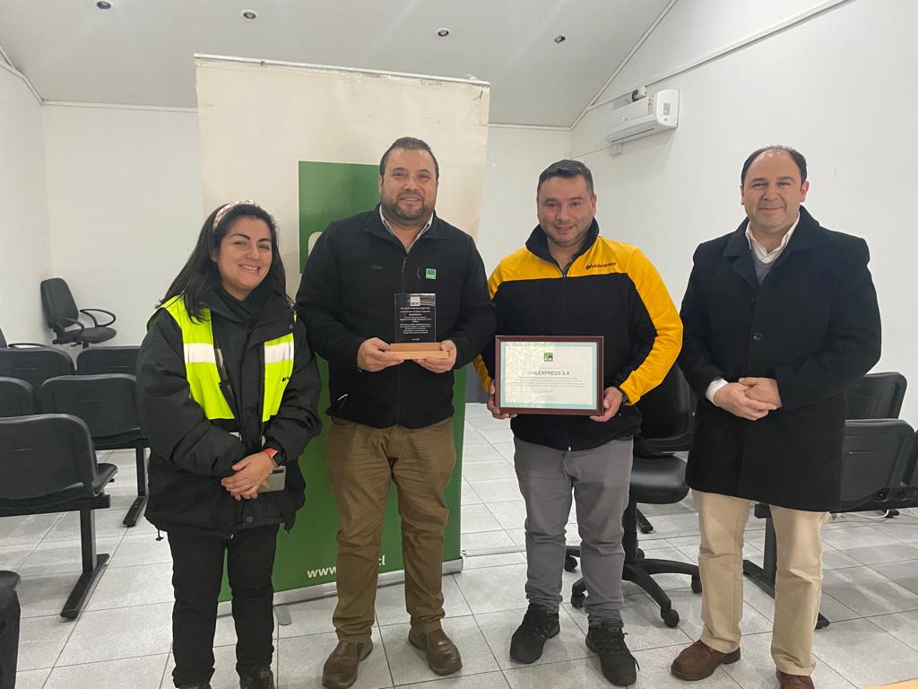 Un gran paso en certificación obtuvo el Comité Paritario de Higiene y Seguridad de Chilexpress  Un gran paso en certificación obtuvo el Comité Paritario de Higiene y Seguridad de Chilexpress