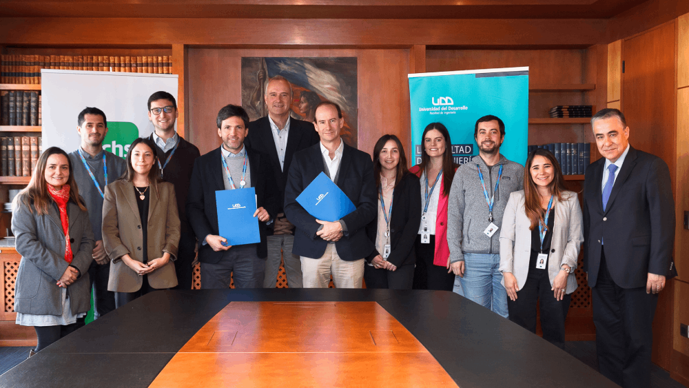 La Achs e Ingeniería UDD firman convenio de colaboración para avanzar en la formación de nuevos talentos La Achs e Ingeniería UDD firman convenio de colaboración para avanzar en la formación de nuevos talentos