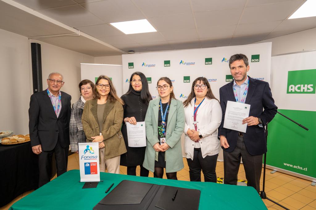 La ACHS y Fonasa celebran inicio de atenciones de salud con los copagos más bajos del sistema La ACHS y Fonasa celebran inicio de atenciones de salud con los copagos más bajos del sistema