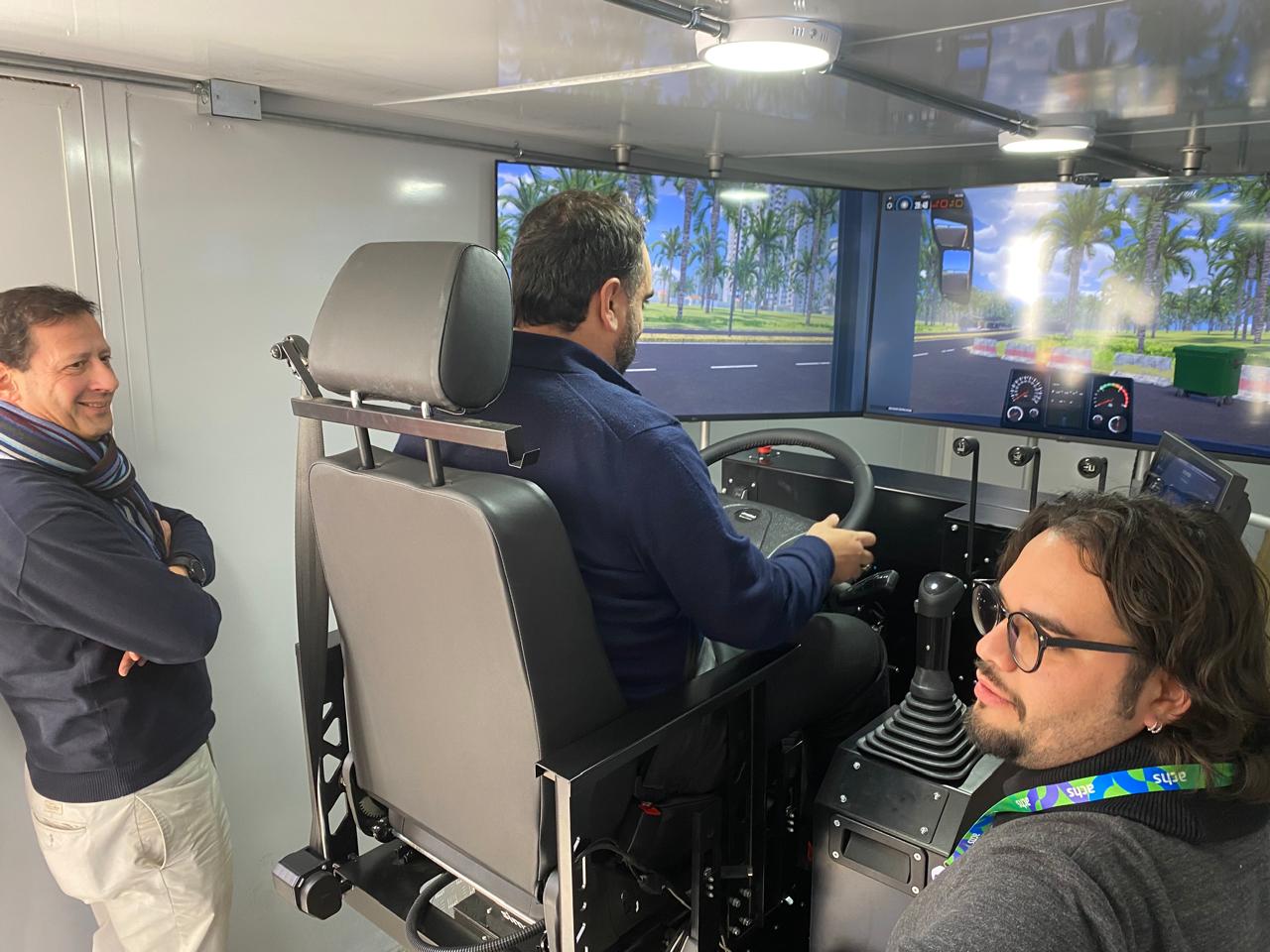 Achs Seguro Laboral capacita a 50 colaboradores de Holding Buses JM Pullman en la ciudad de Los Andes Achs Seguro Laboral capacita a 50 colaboradores de Holding Buses JM Pullman en la ciudad de Los Andes